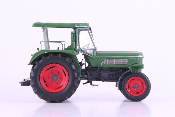 Fendt Farmer 3 S with Peko canopy - Zoom 3