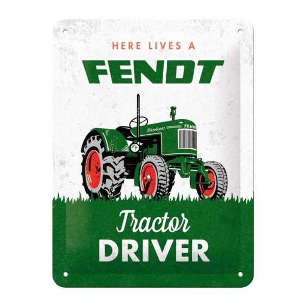 Fendt Tractor Metal Sign – Vintage Steel Wall Plaque (15 × 20 cm)